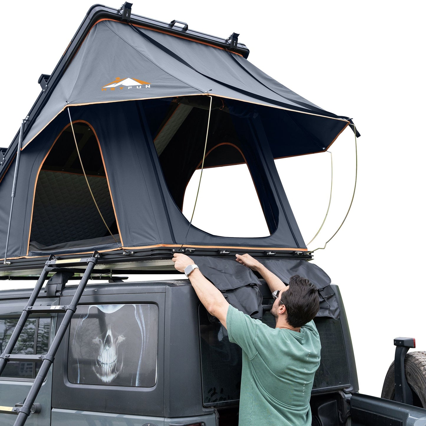 6.6' x 4.3' 4-Season Hard Shell Rooftop Tent, Fits 3-4 People