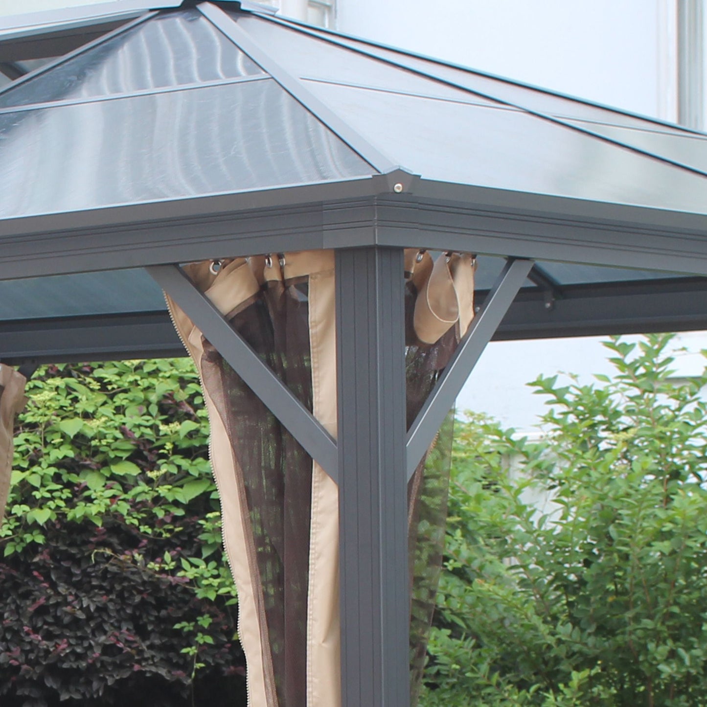 10' x 12' Durable Hardtop Gazebo with Polycarbonate Roof, Aluminum Frame, and Netting for Outdoor Gatherings