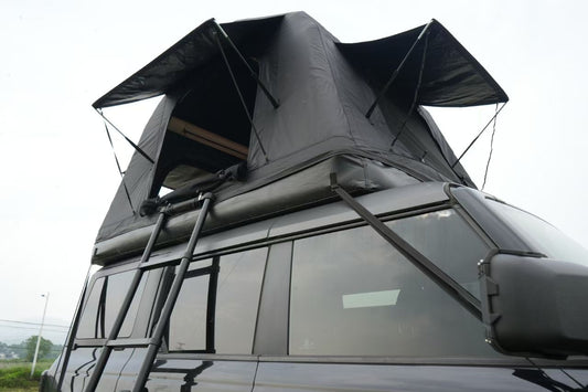 Roof Inflatable Tent – Quick Setup, Elevated Camping for Versatile Vehicles